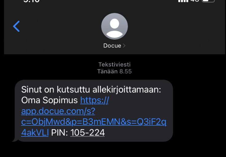 Kuvakaappaus 1: Esimerkki testiviesteihin tulleesta allekirjoituskutsusta. Jatka allekirjoittamaan kopioimalla PIN ja klikkaamalla linkkiä.