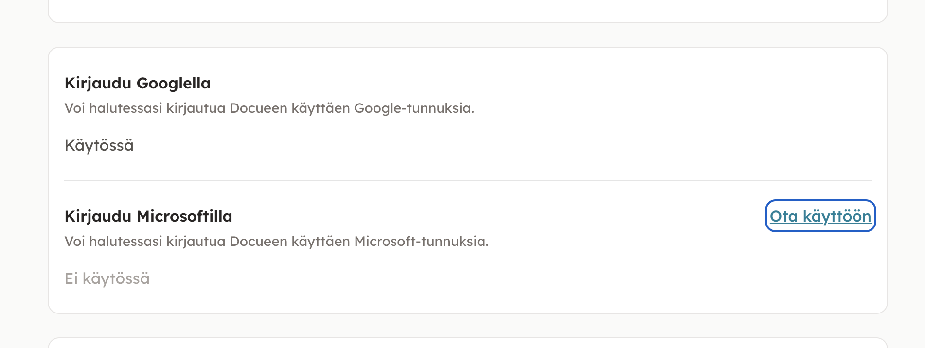 Kuvakaappaus 2: Löydät Omat tiedot -kohdasta vaihtoehdot Google- ja Microsoft-tunnusten käyttöön ottamiseksi:
