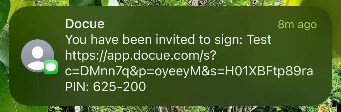 Screenshot 3: Text message invitation: